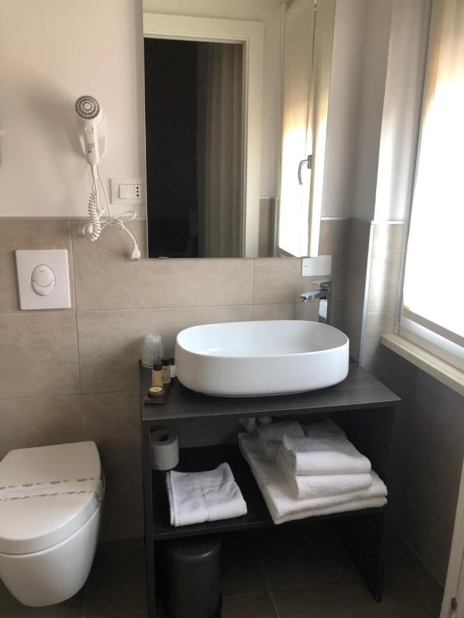 B&B Fablas เวโรนา ภายนอก รูปภาพ